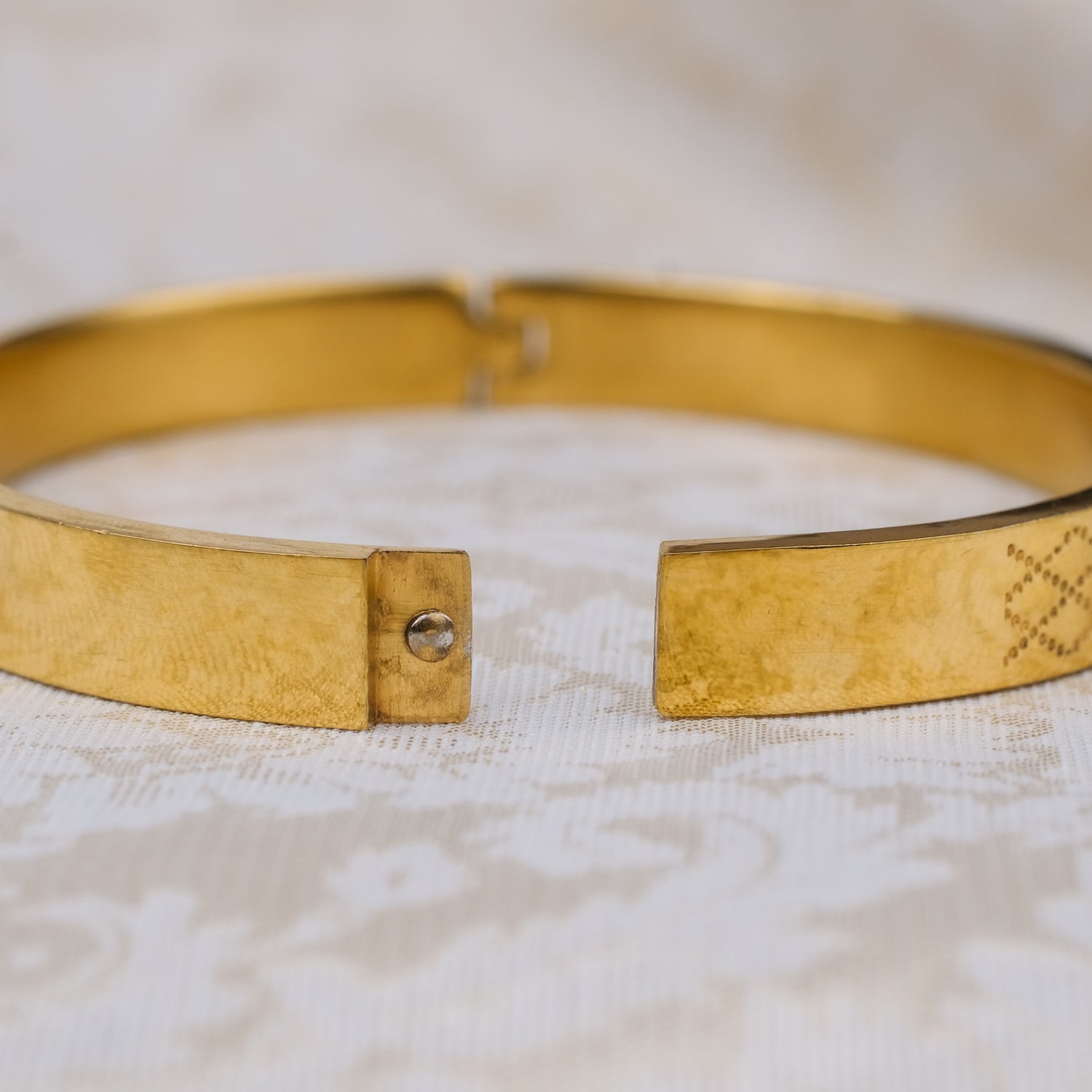 The Resilience Kada ( 18 K Gold Plated ) - Om 1