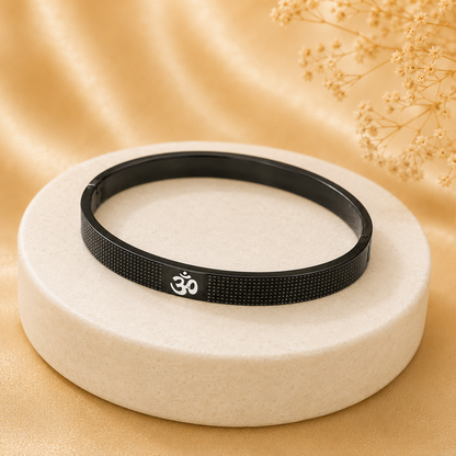 The Resilience Kada with Locket Combo - Black Titanium