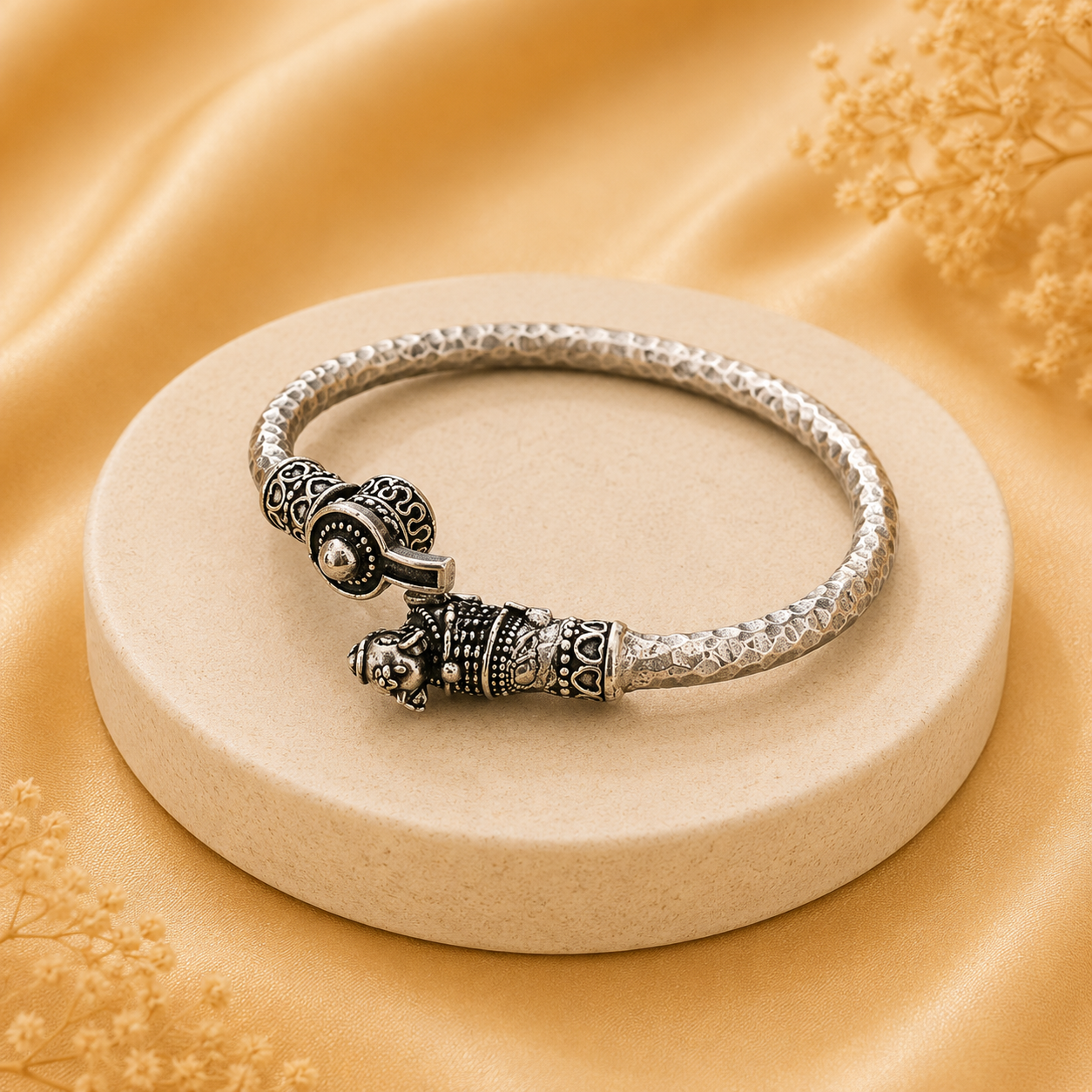 Shiv Nandi Kada - Silver Plated