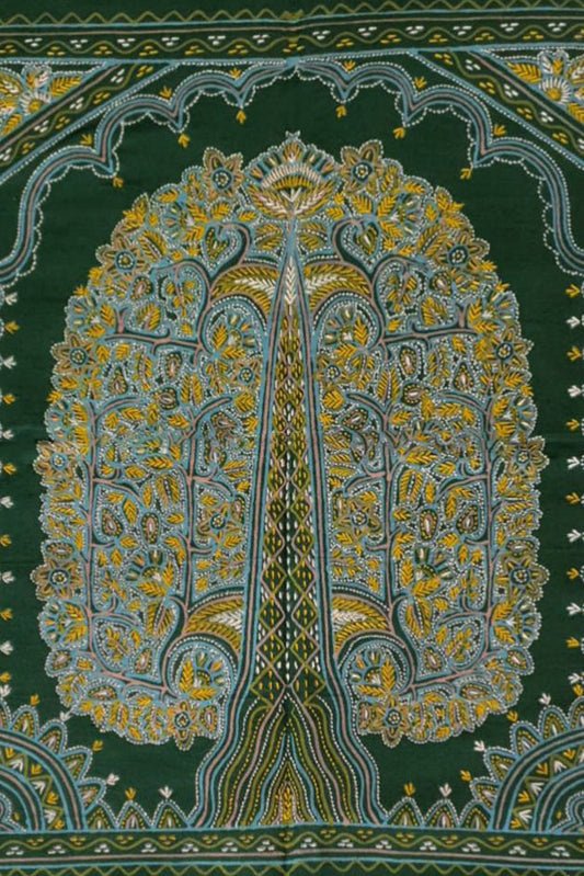 Auspicious green